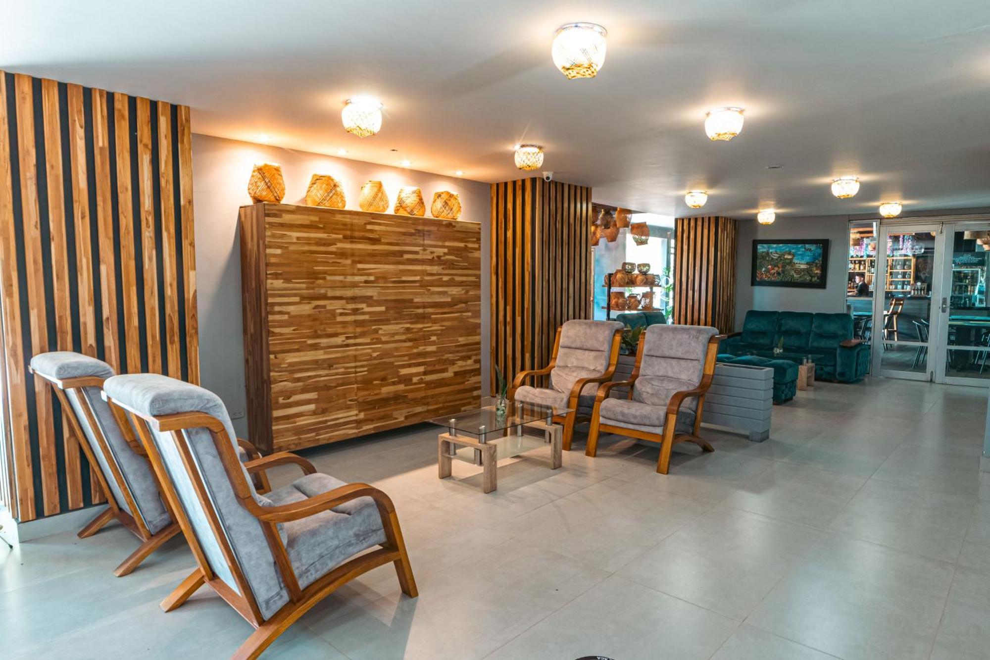 Hotel El Aeropuerto San José del Guaviare Esterno foto